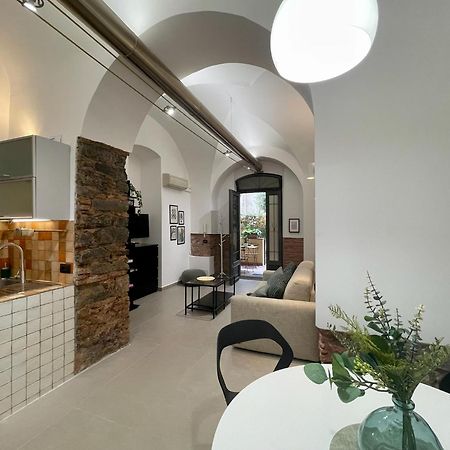 Your Apartment Sicily คาตาเนีย ภายนอก รูปภาพ
